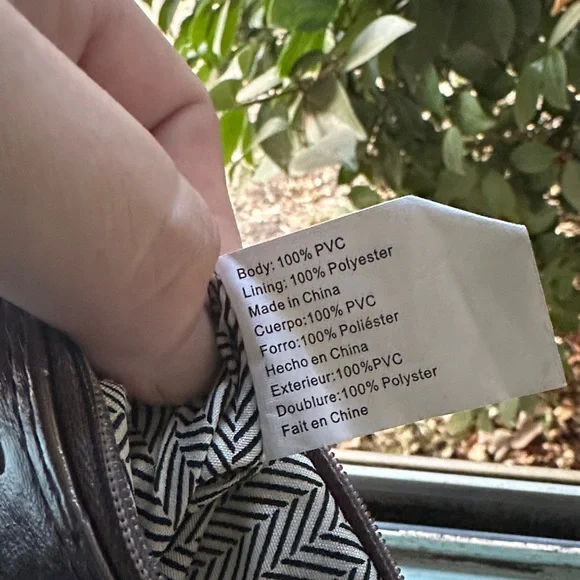 Steve Madden Shimmering Silver Wristlet - Picture 10 of 15